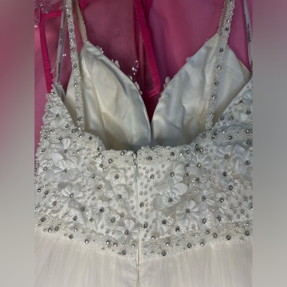 Sherri Hill - Picture 6 of 6